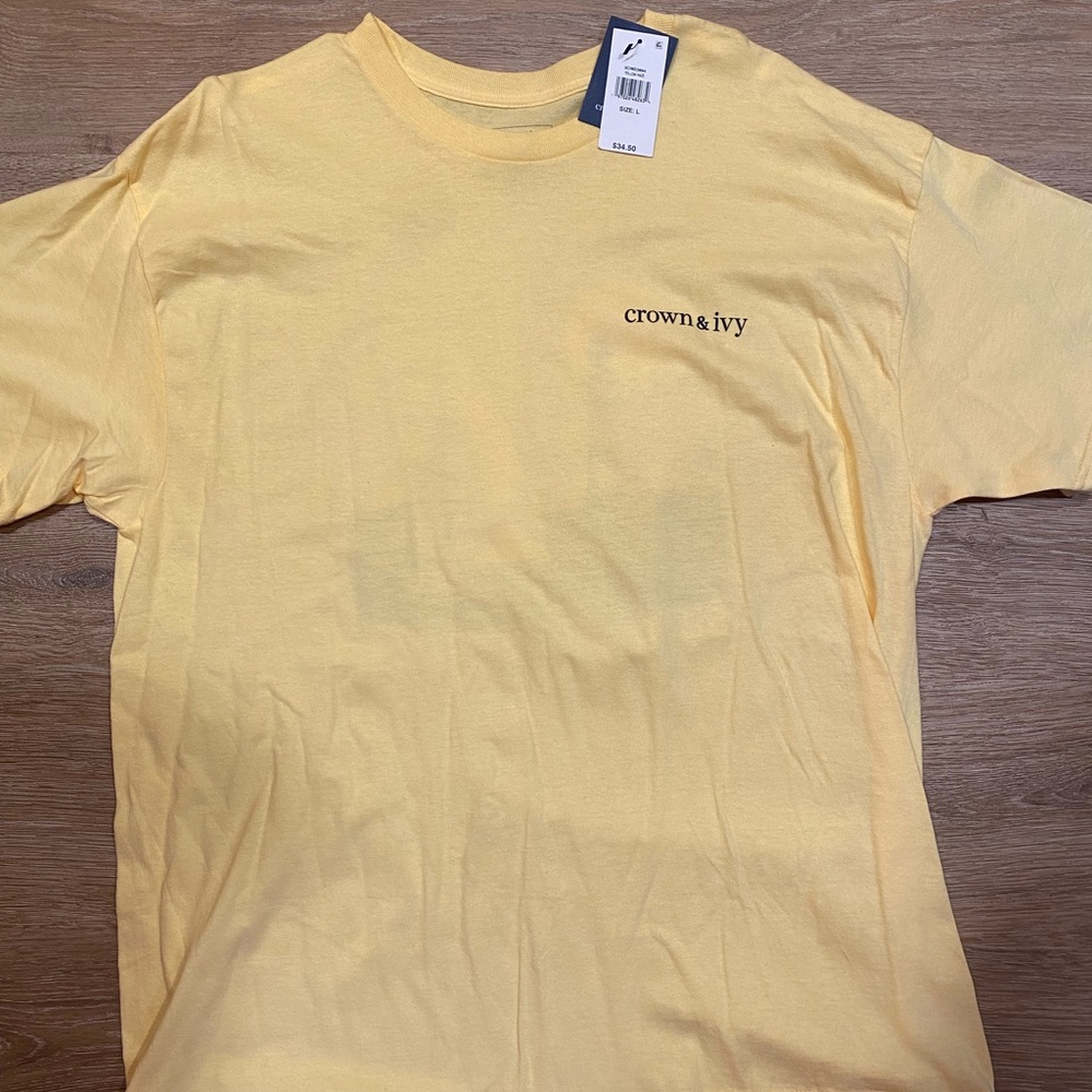 Crown & Ivy Men's Soft Yellow Tee